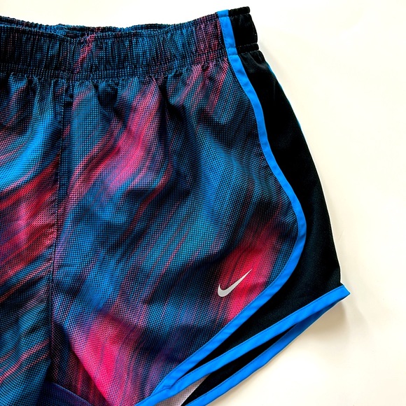 Nike Dri Fit Athletic Shorts - Picture 2 of 4